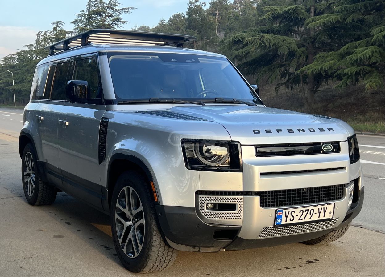 Land Rover Defender 110 - фото 1