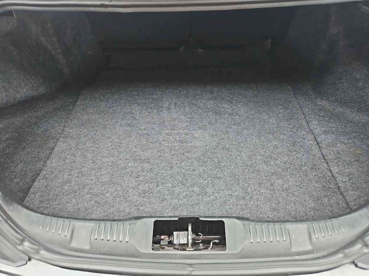 Ford Mustang - фото 10