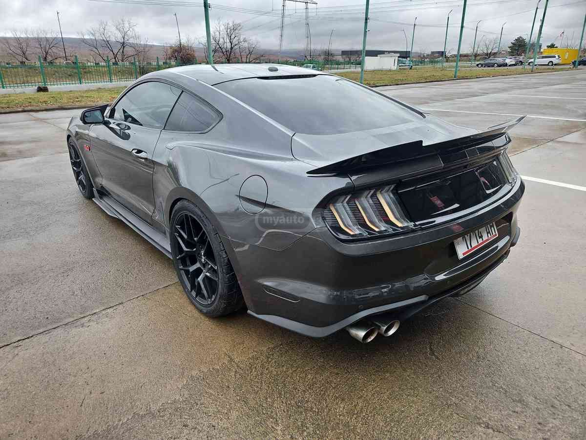 Ford Mustang - фото 11