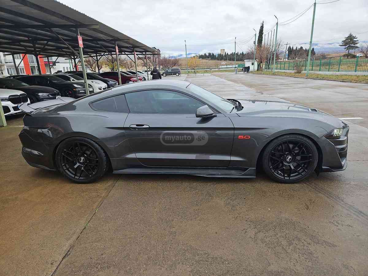 Ford Mustang - фото 7