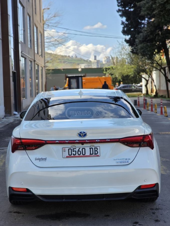 Toyota Avalon - фото 3