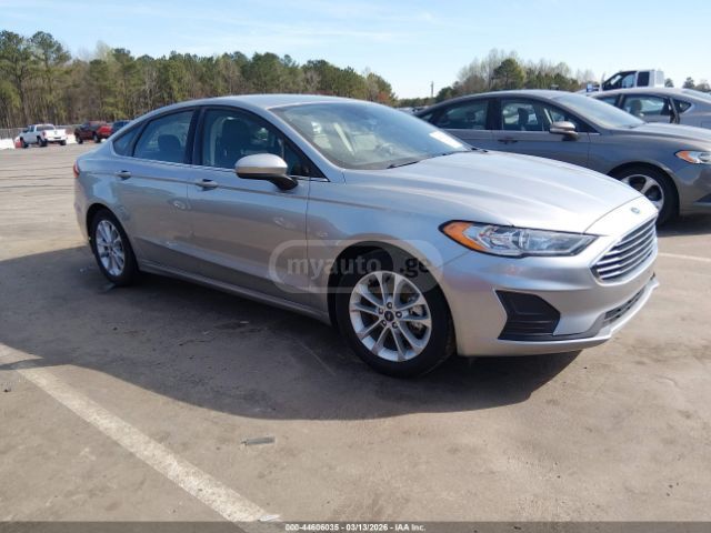 Ford Fusion - фото 1