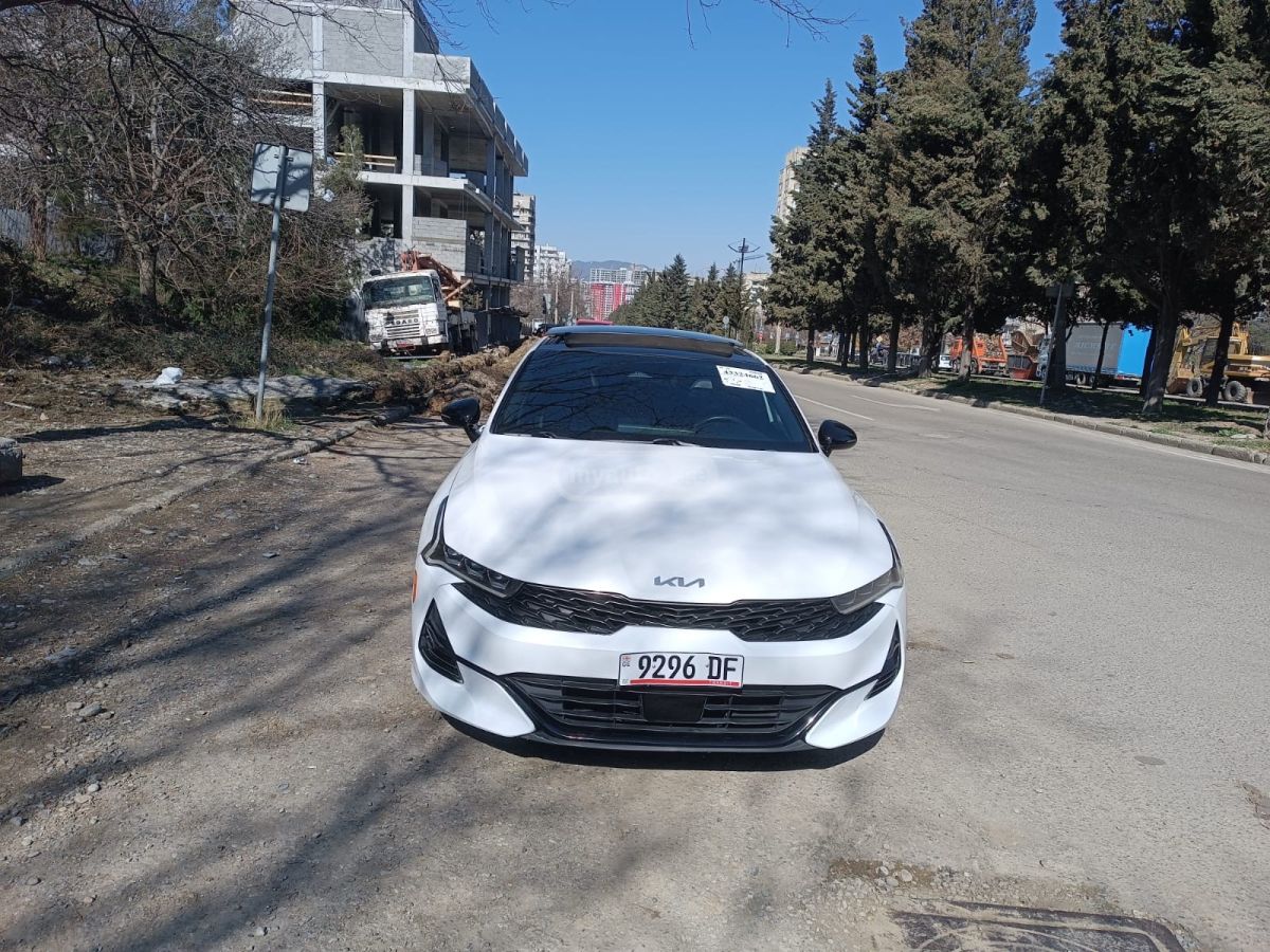 Kia K5 - фото 2