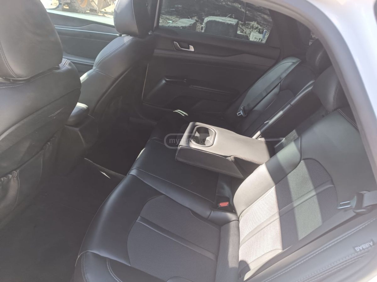 Kia K5 - фото 6