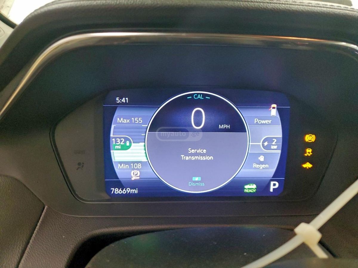 Chevrolet Bolt EV - фото 9