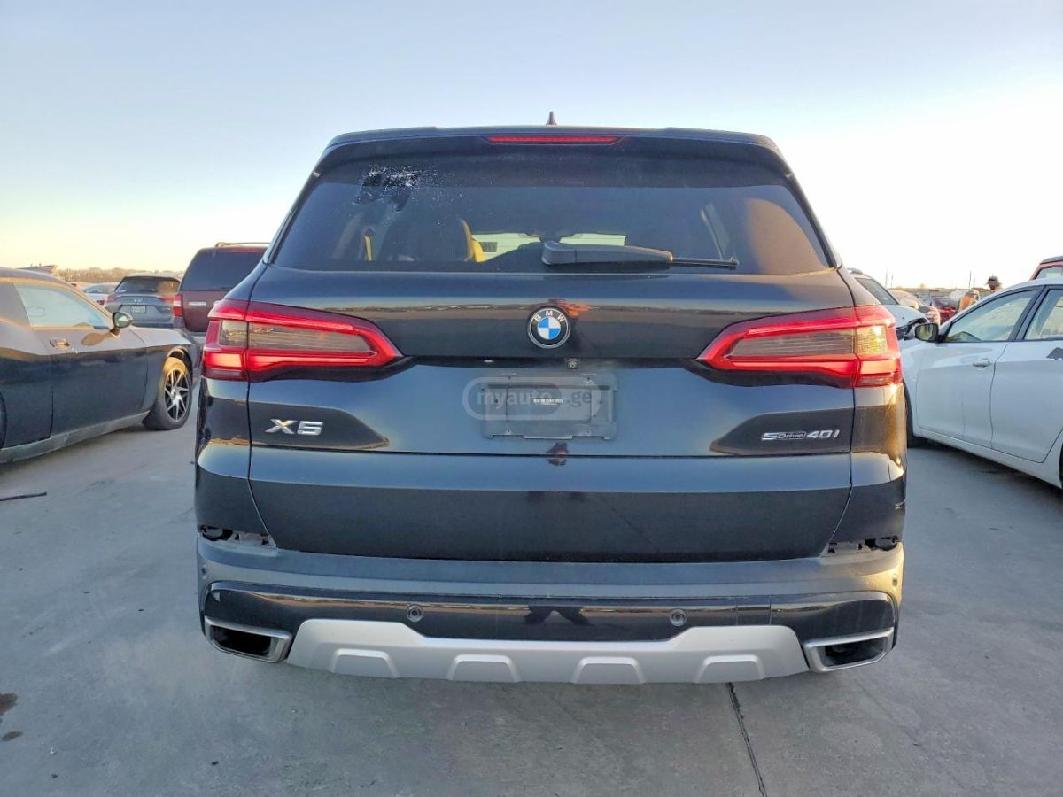 BMW X5 - фото 6
