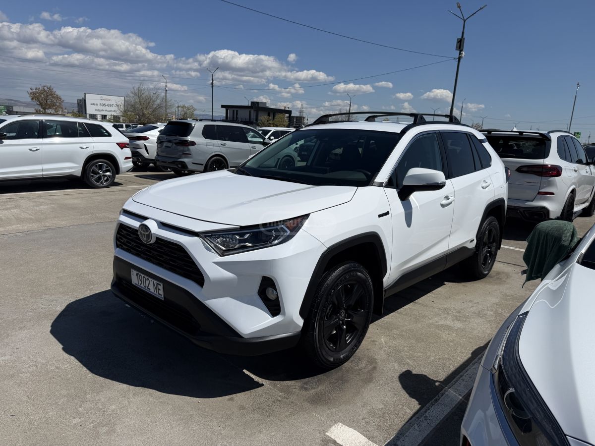 Toyota RAV 4 - фото 9
