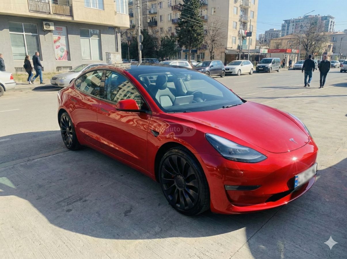 Tesla Performance All Wheel Drive — миниатюра 2