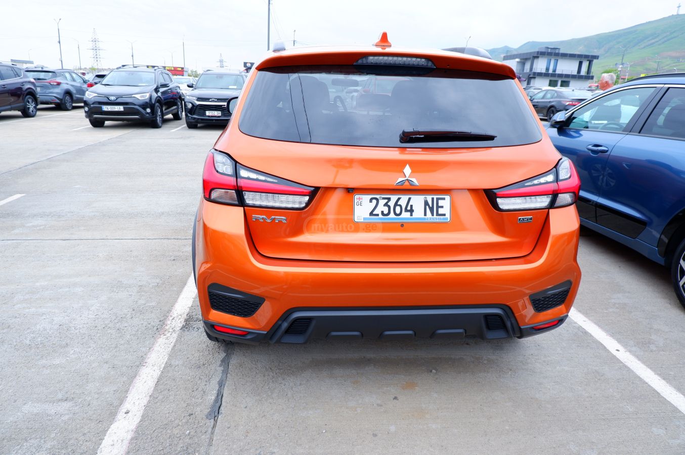 Mitsubishi Outlander - фото 6