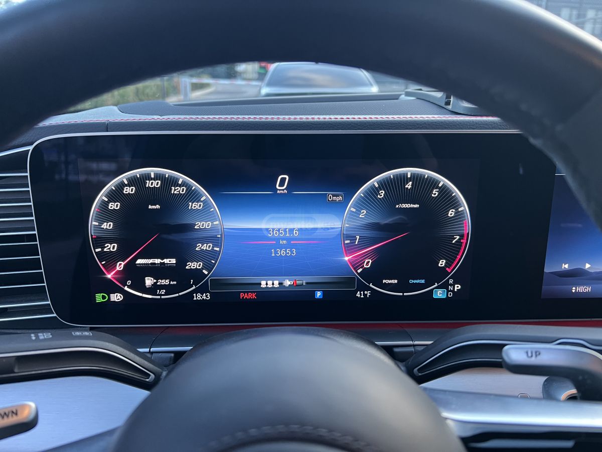 Mercedes-Benz GLE 53 - фото 11