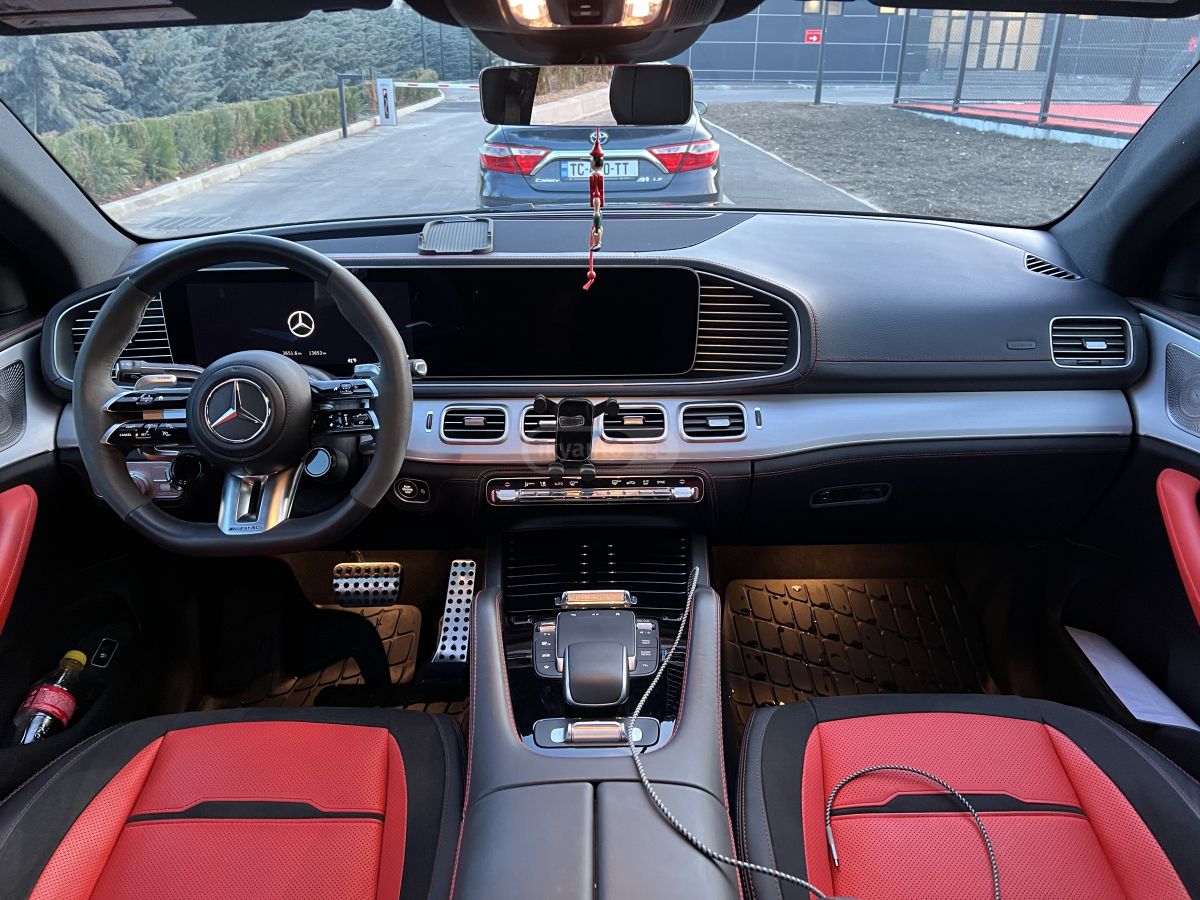 Mercedes-Benz GLE 53 - фото 7