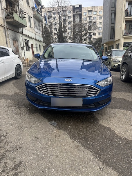 Ford Fusion - фото 1