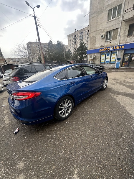 Ford Fusion - фото 4