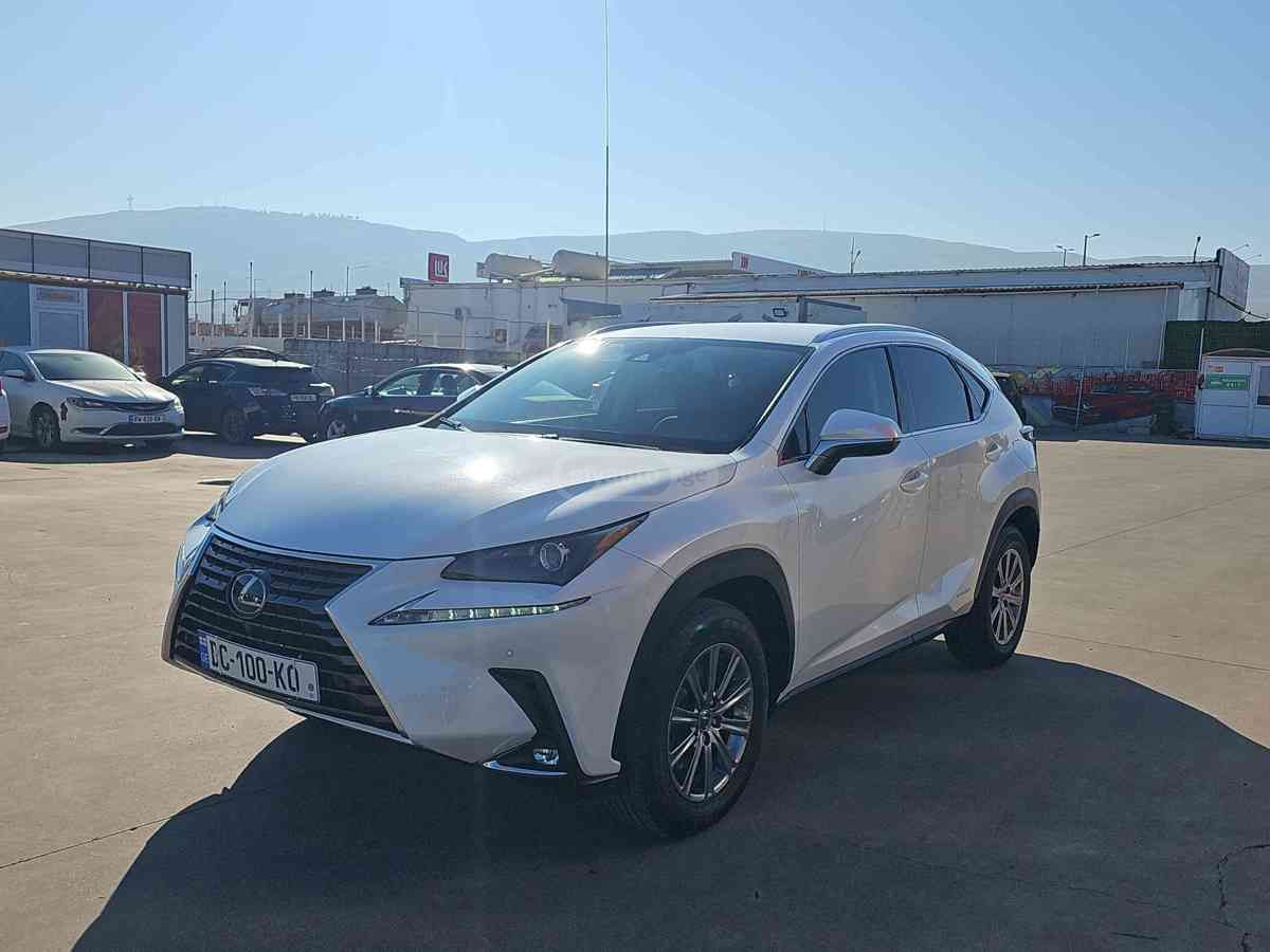 Lexus NX 300 2021 — миниатюра 1