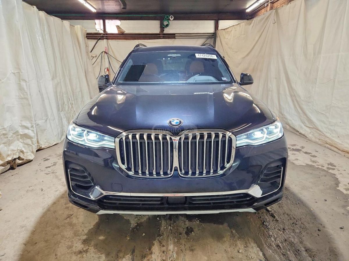 BMW X7 - фото 5