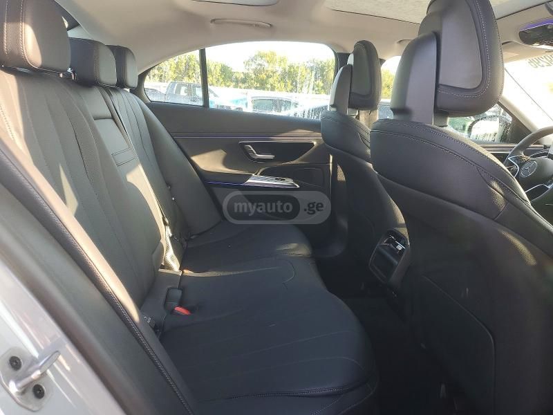 Mercedes-Benz E 450 E 450 4MATIC 2025 — миниатюра 10