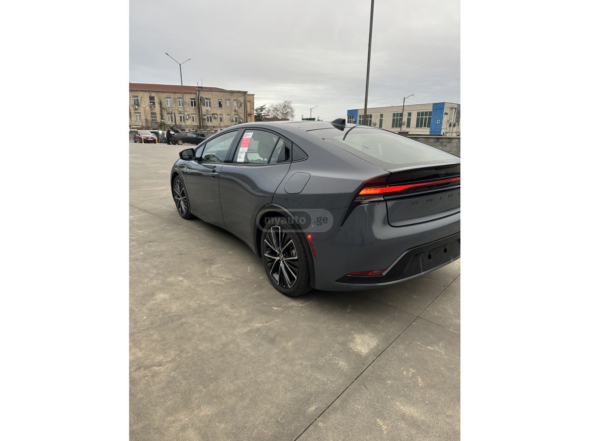 Toyota XLE — миниатюра 4