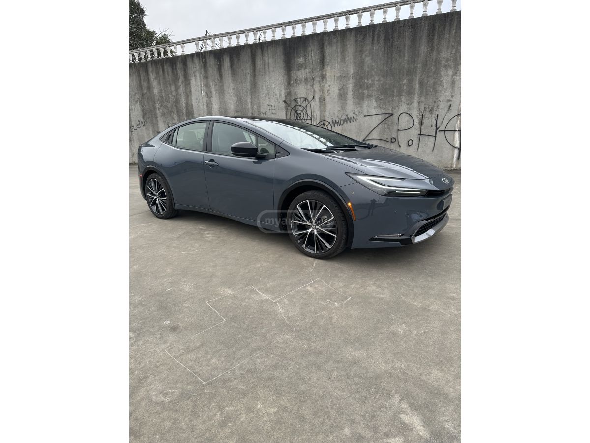 Toyota XLE — миниатюра 7