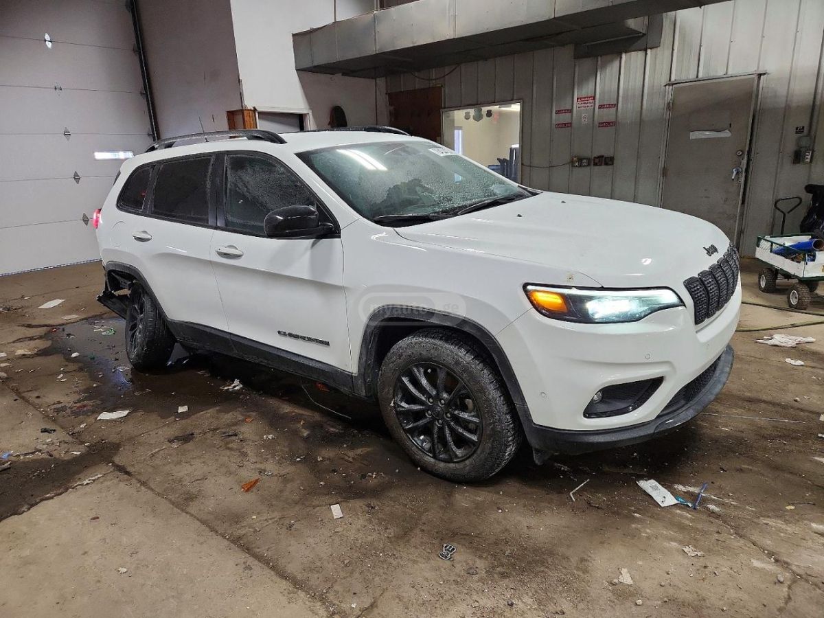 Jeep Cherokee - фото 4