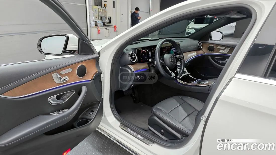 Mercedes-Benz E 63 AMG 2021 — миниатюра 10