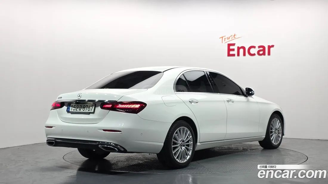 Mercedes-Benz E 63 AMG 2021 — миниатюра 2