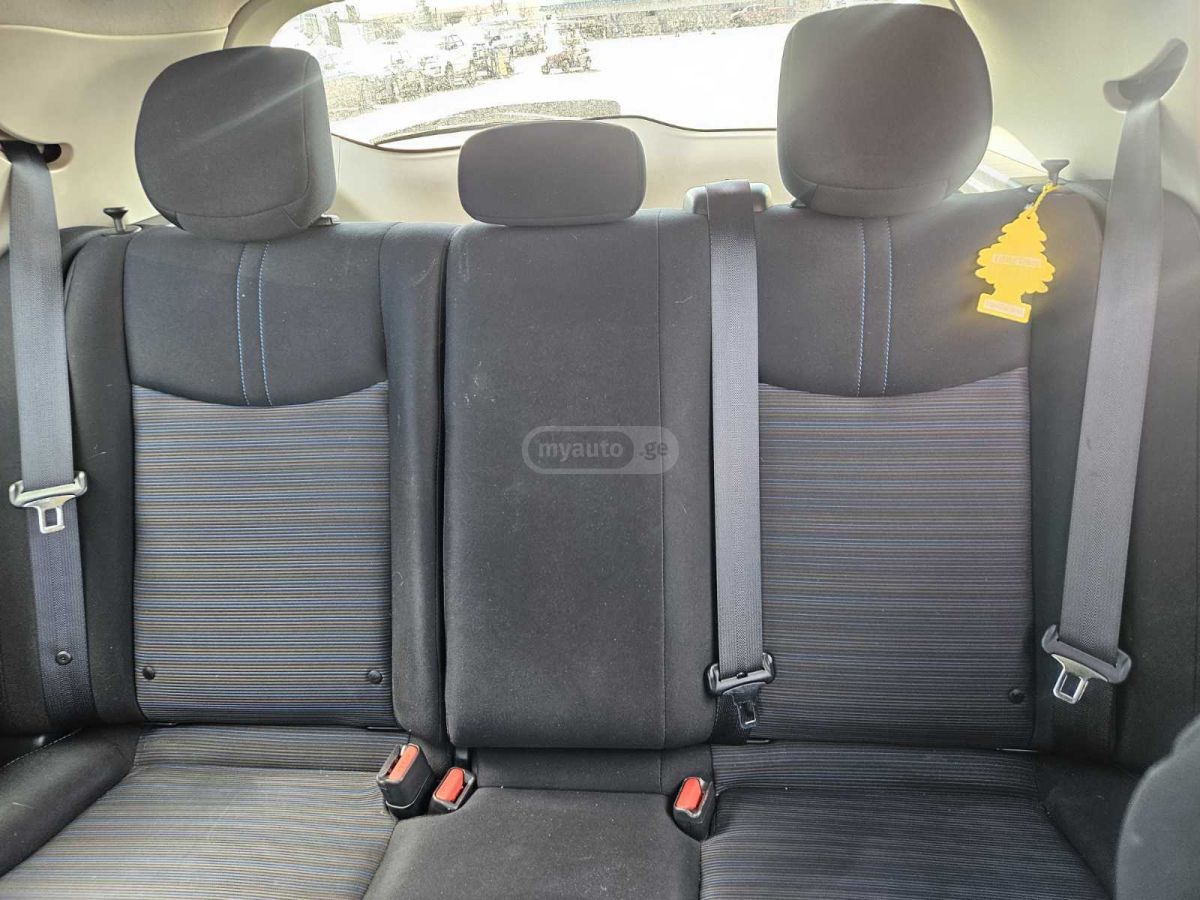 Nissan S PLUS 4dr Hatchback Automatic — миниатюра 9