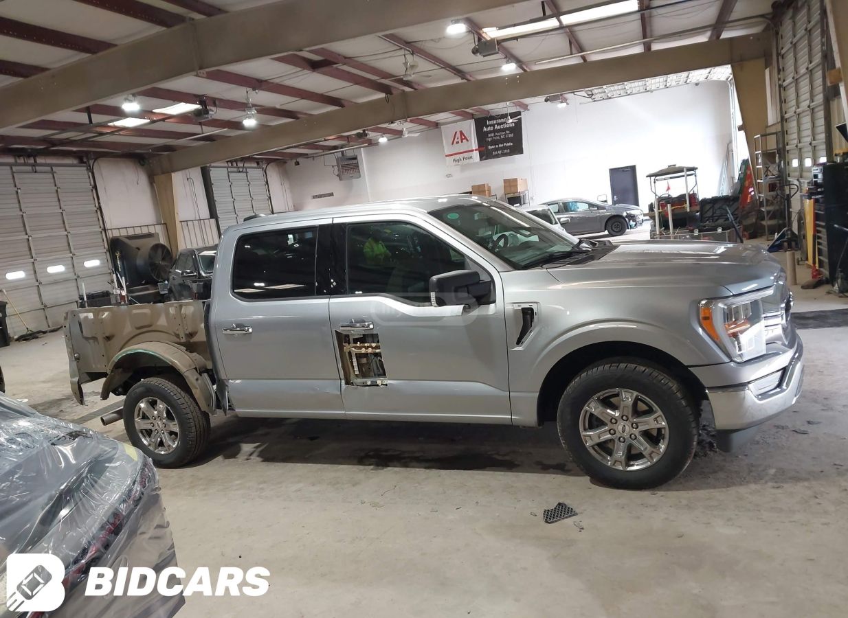 Ford F150 - фото 9