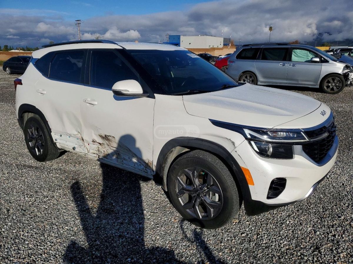 Kia Seltos - фото 2