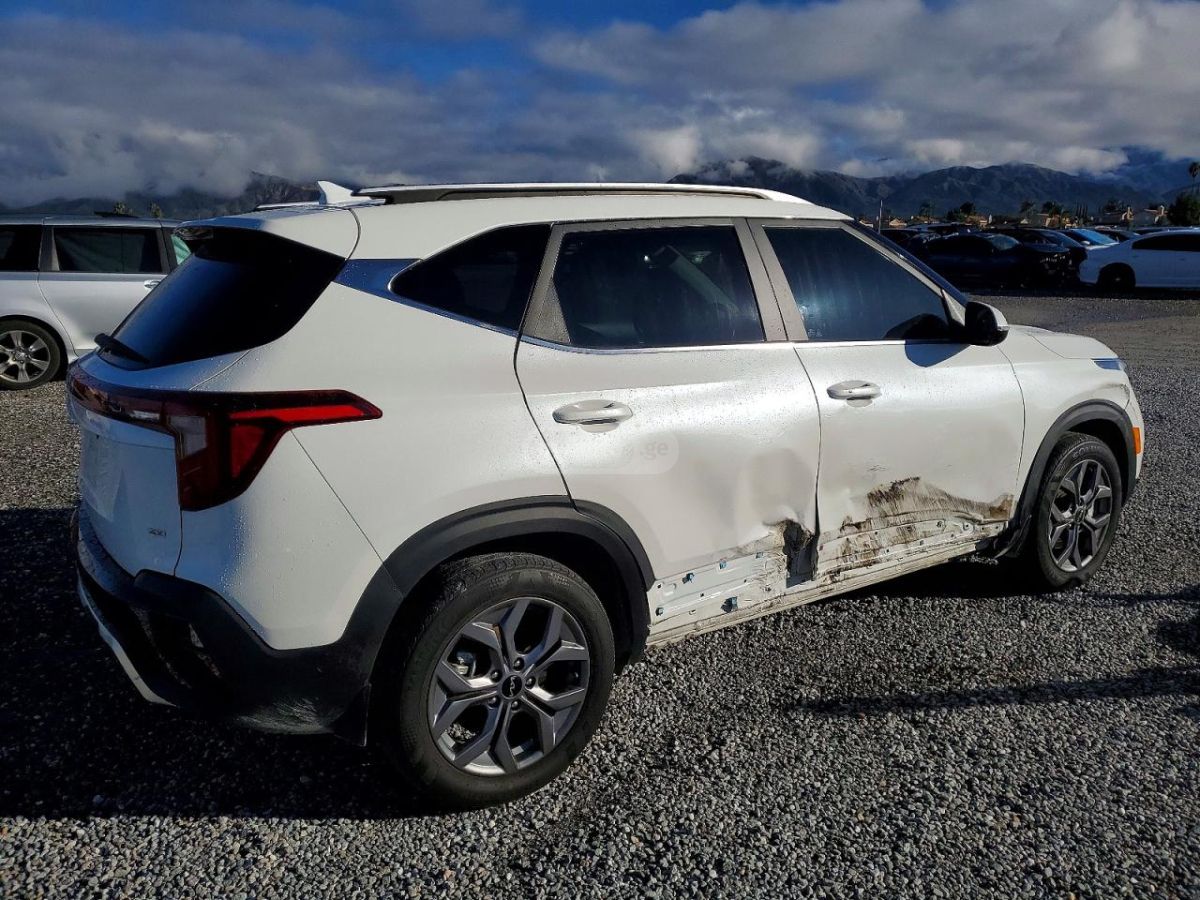 Kia Seltos - фото 4