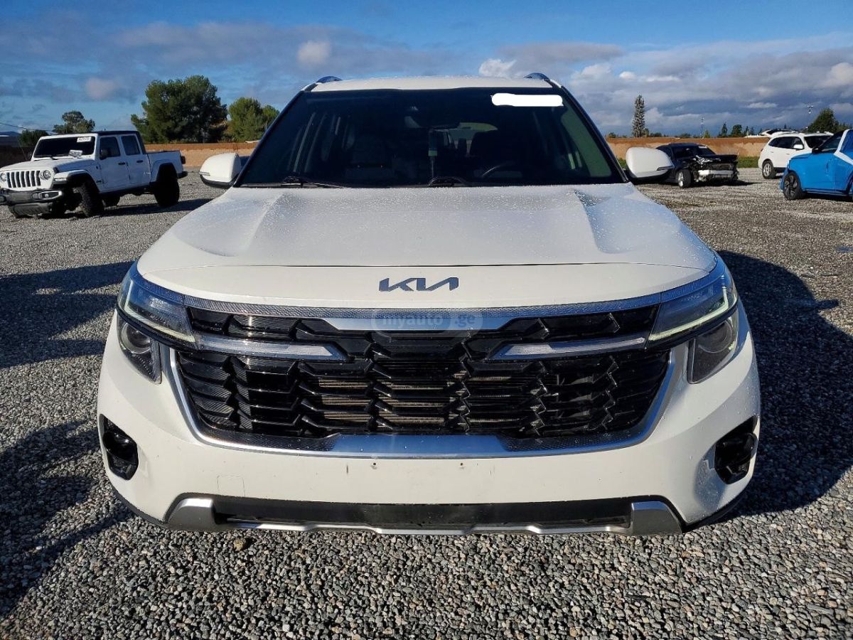 Kia Seltos - фото 5