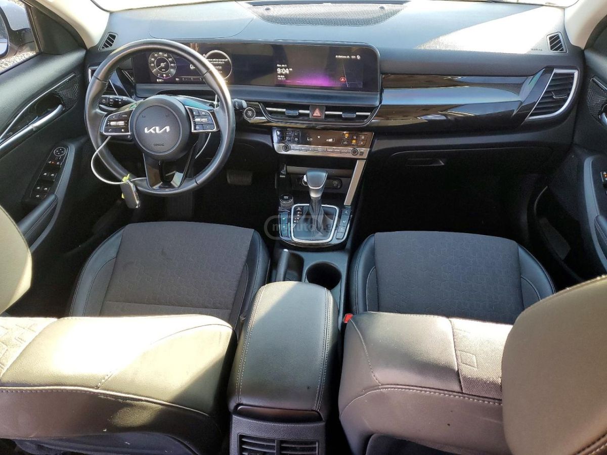 Kia Seltos - фото 8