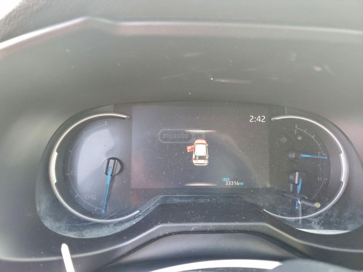 Toyota RAV 4 - фото 9