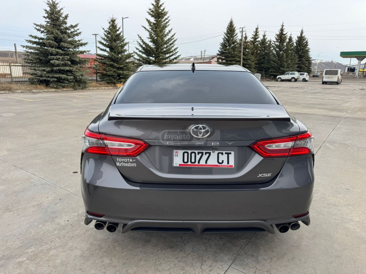 Toyota Camry - фото 7