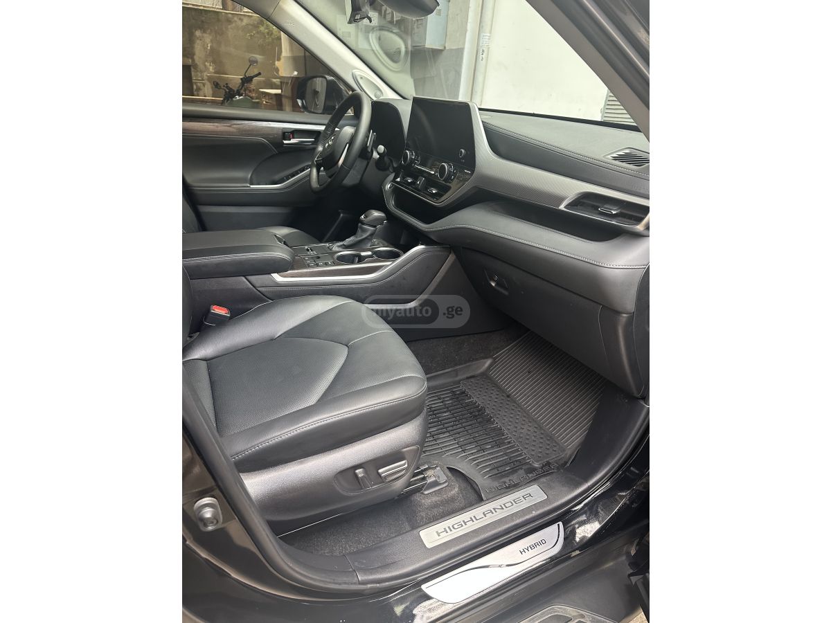 Toyota Platinum — миниатюра 6