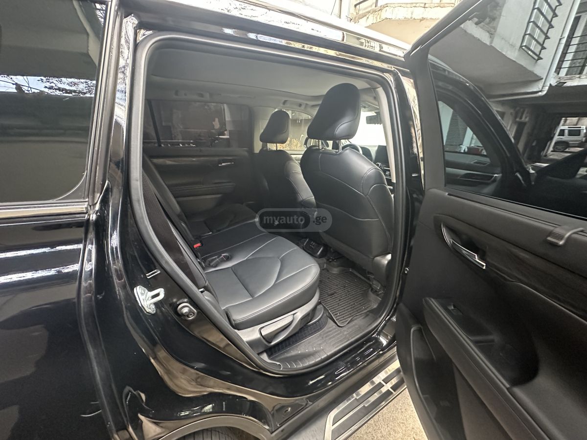 Toyota Platinum — миниатюра 7