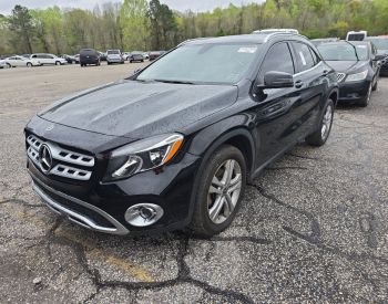 Mercedes-BenzGLA 250