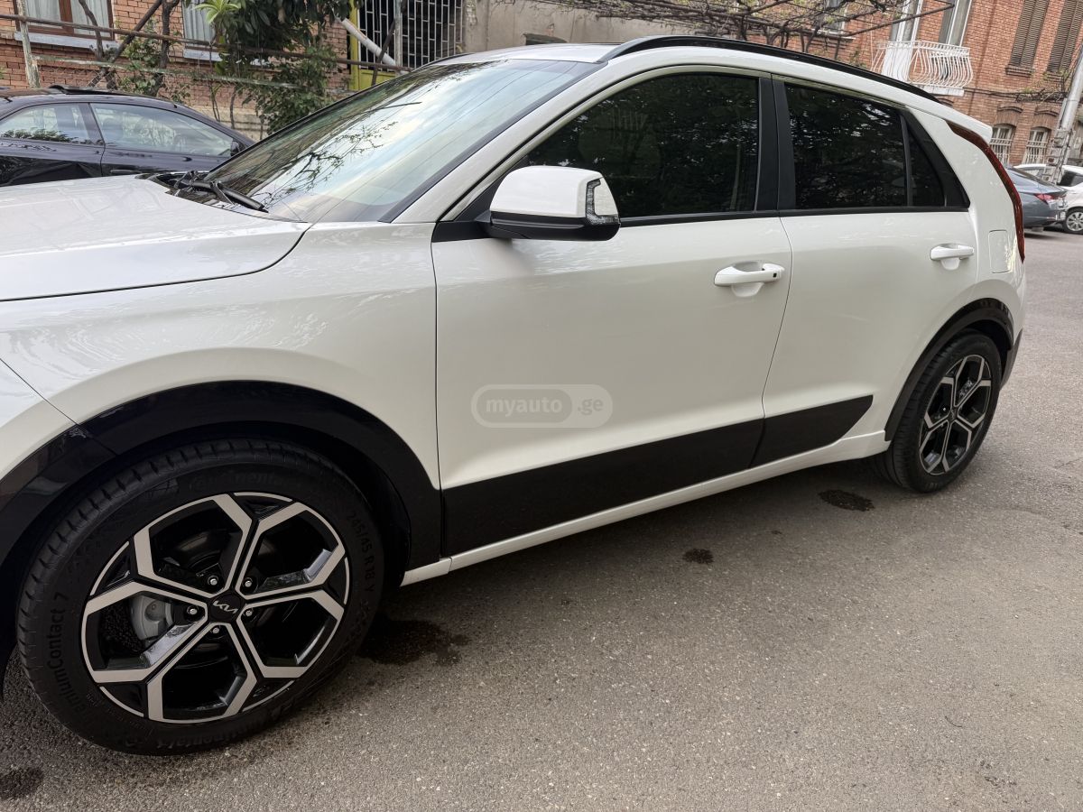 Kia Niro - фото 12