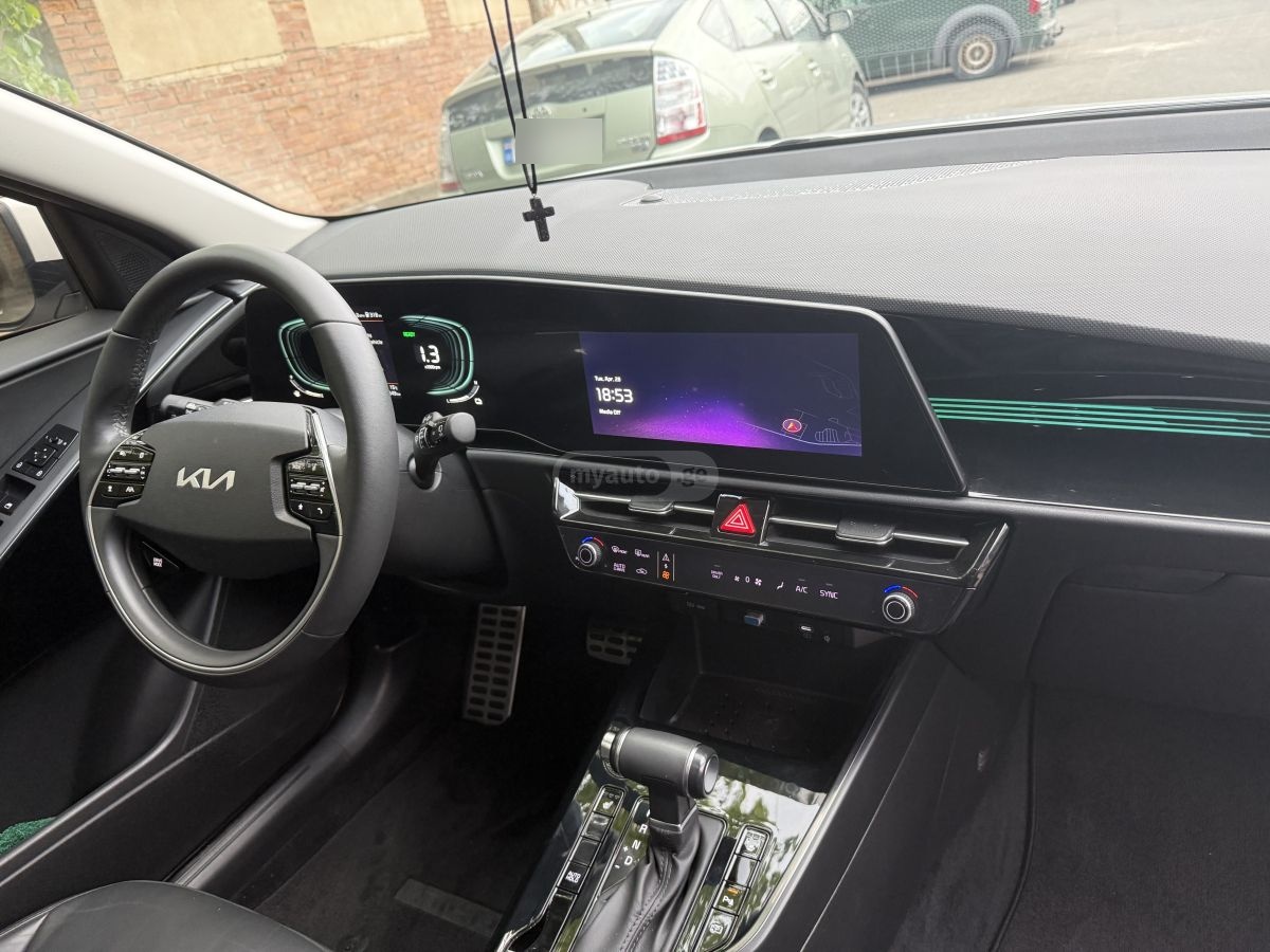 Kia Niro - фото 15
