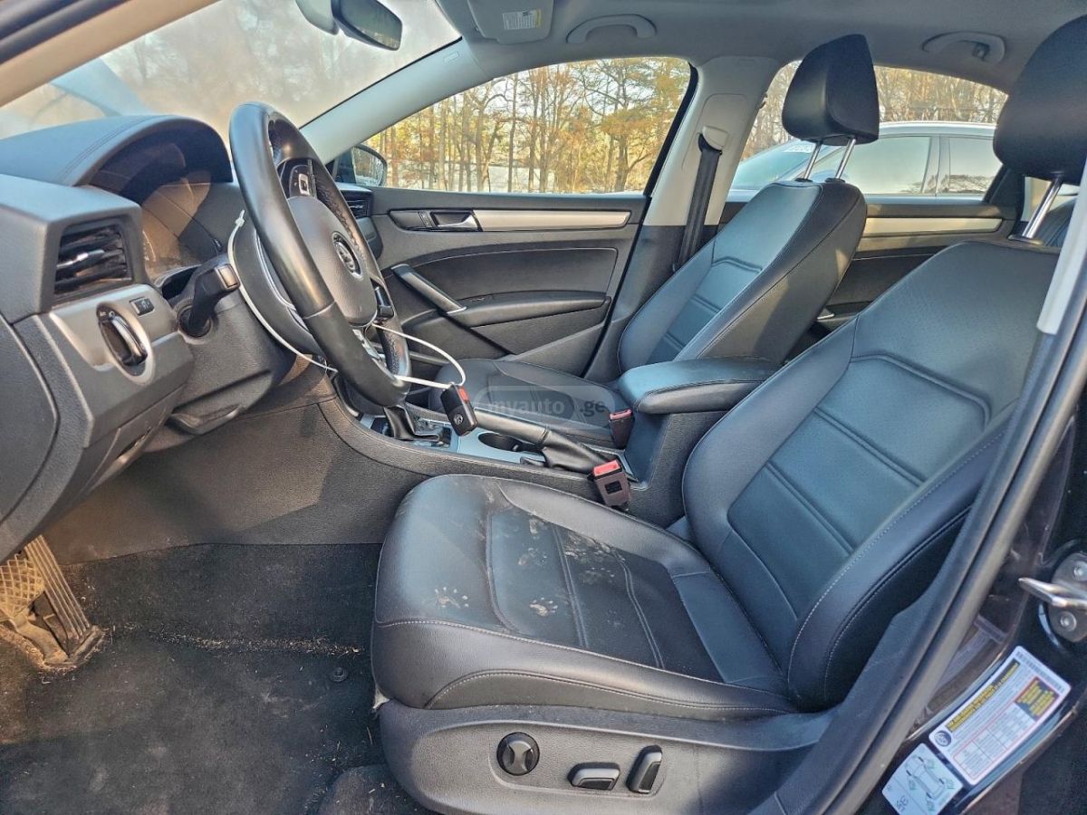 Volkswagen Passat 2021 — миниатюра 3