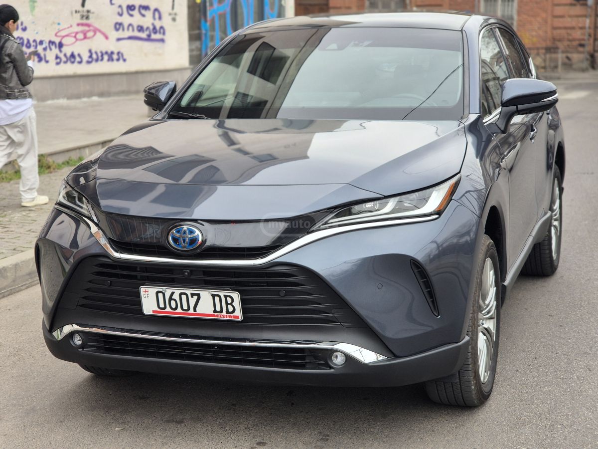 Toyota LIMITED — миниатюра 1