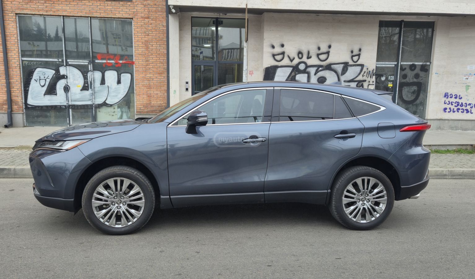 Toyota LIMITED — миниатюра 2