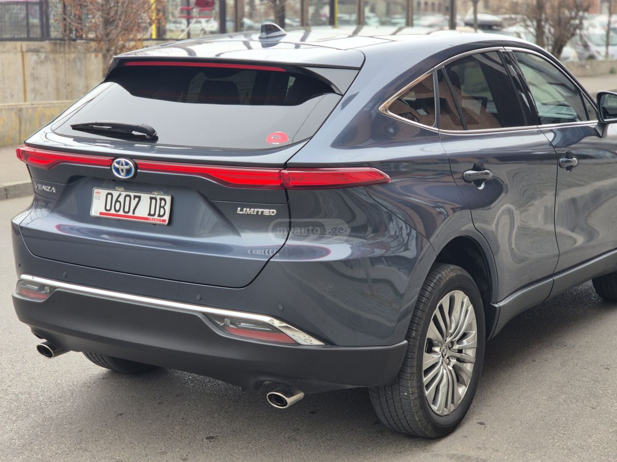 Toyota LIMITED — миниатюра 4