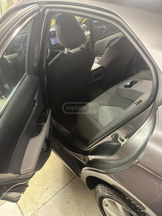 Toyota Camry - фото 11