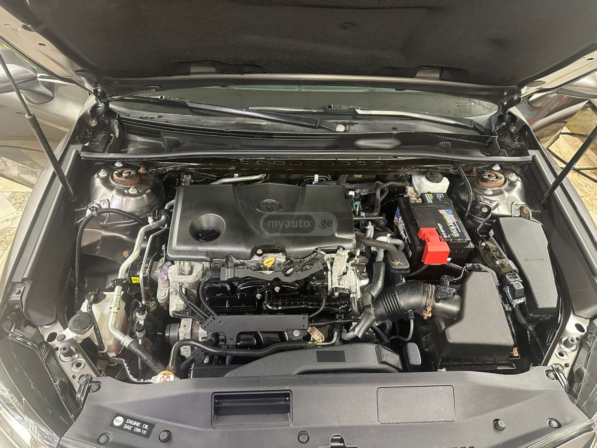 Toyota Camry - фото 7