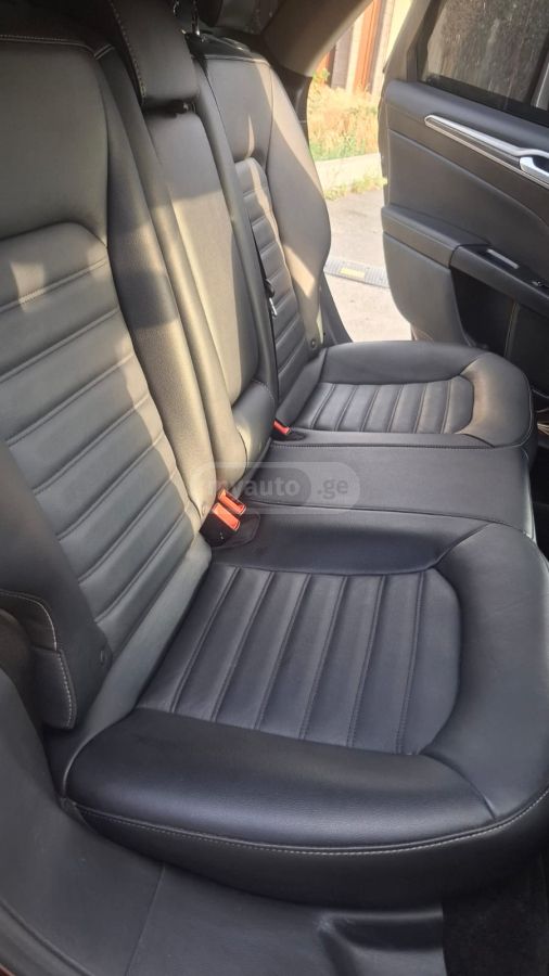 Ford Fusion - фото 10