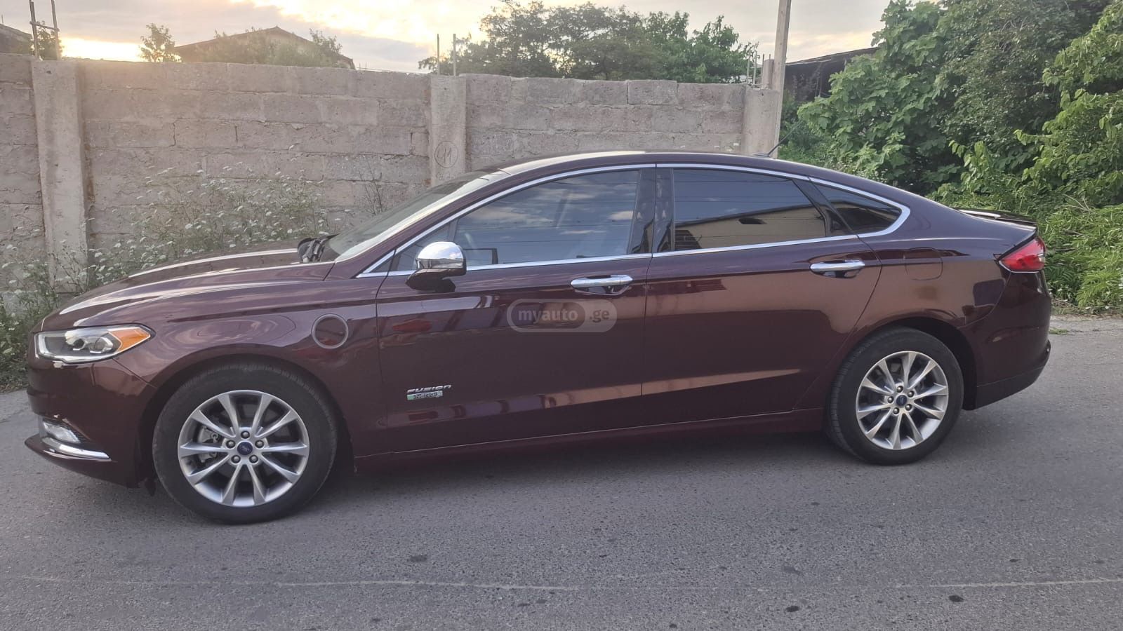 Ford Fusion - фото 4