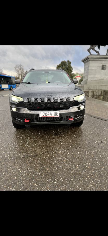 Jeep Cherokee - фото 7