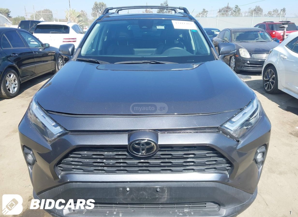 Toyota XLE Premium 4dr Front-Wheel Dr — миниатюра 12