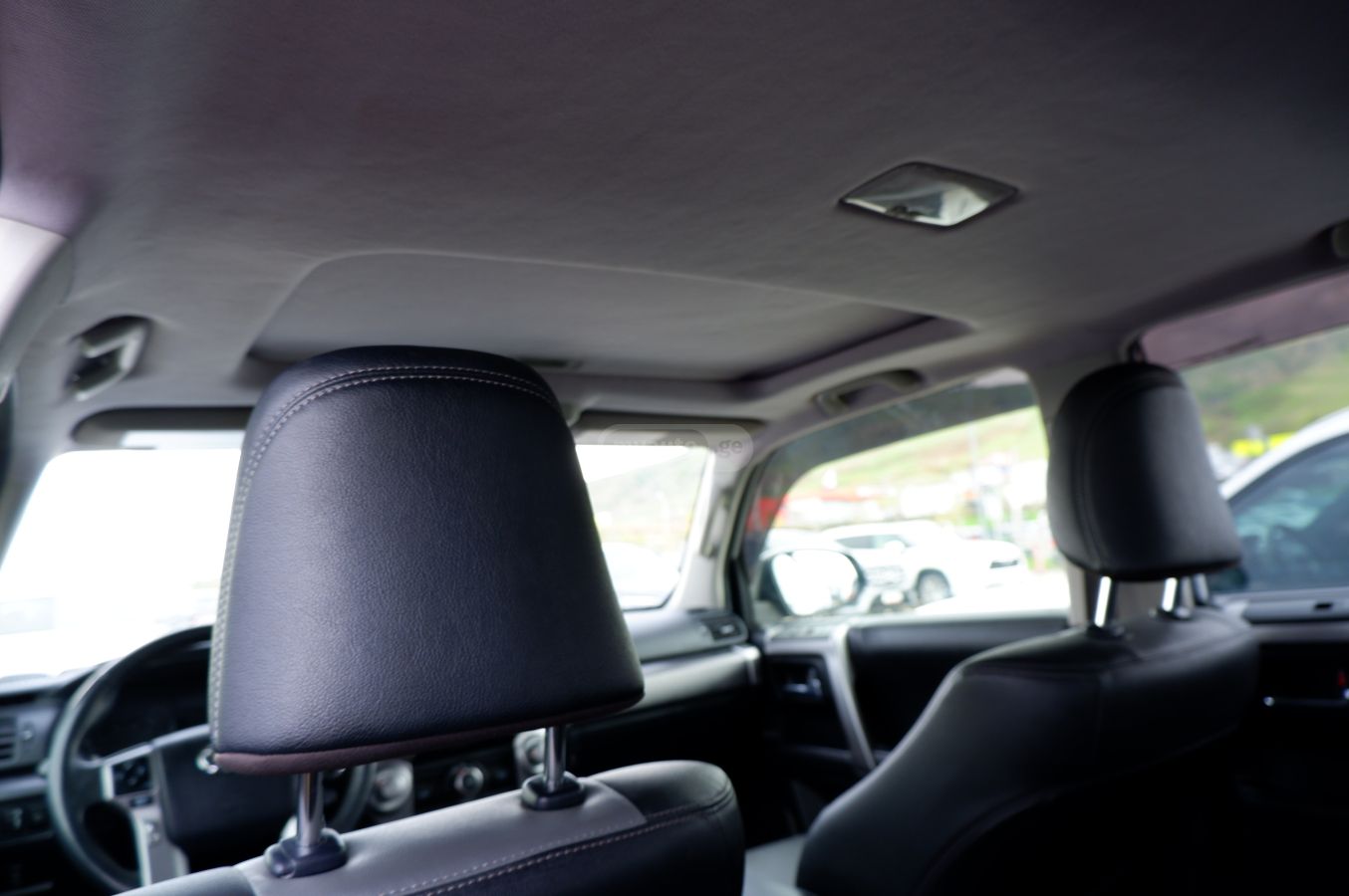 Toyota 4 Runner - фото 10