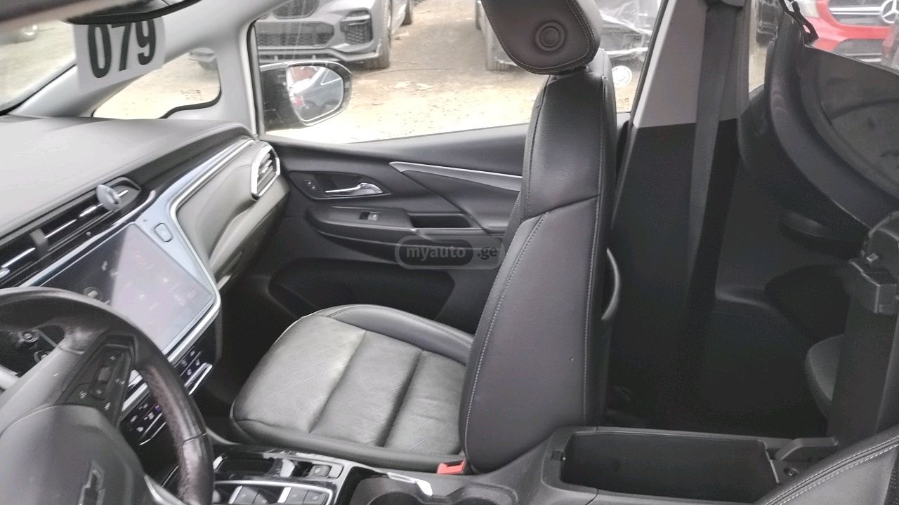 Chevrolet 2LT 4dr Wagon Automatic — миниатюра 11